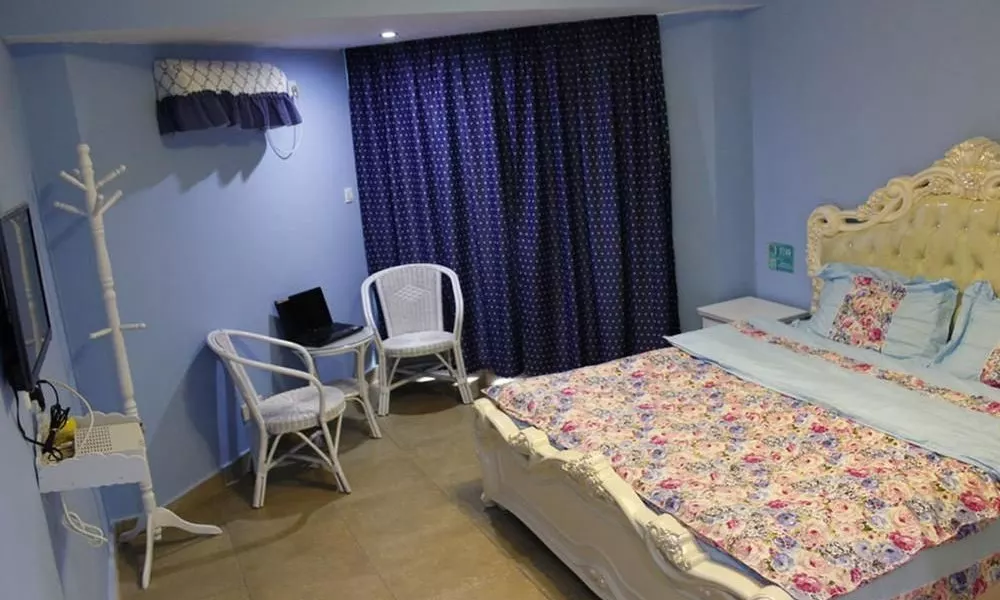 Crystal Blue Bay Vacation Hotel, фото 2