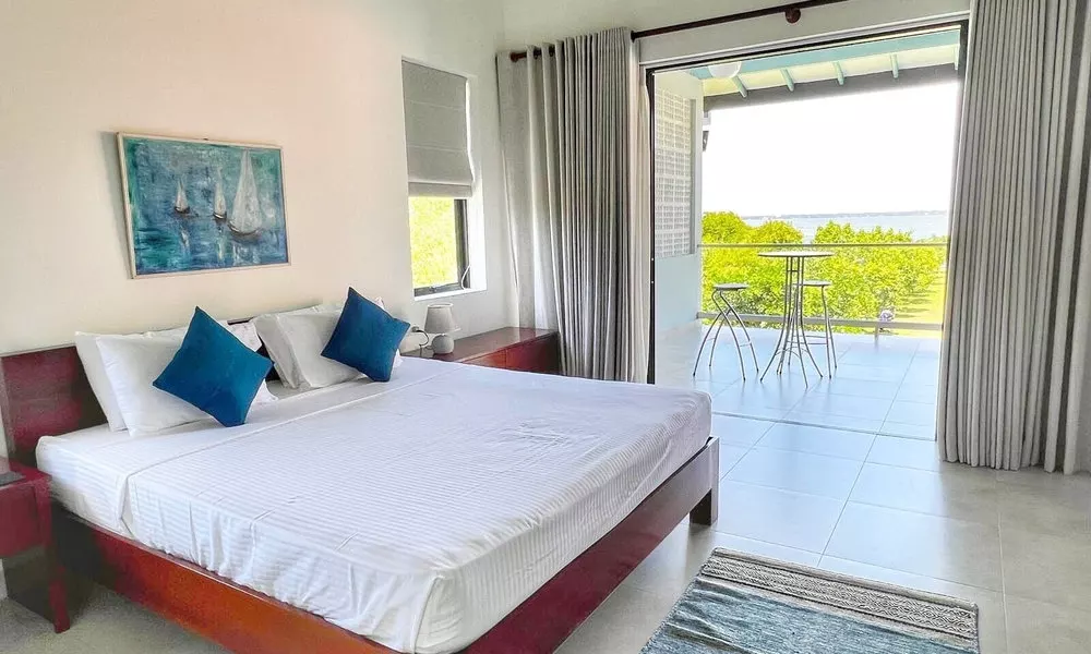 Villa Lagoonscape