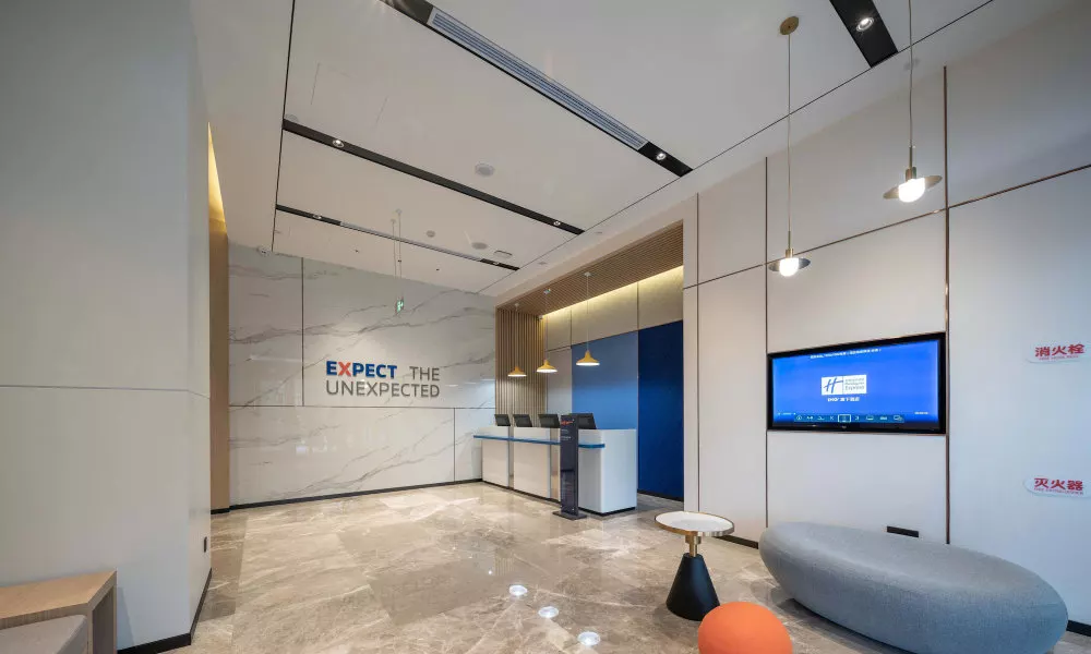Holiday Inn Express Chongqing Caiyun Lake by IHG, фото 5