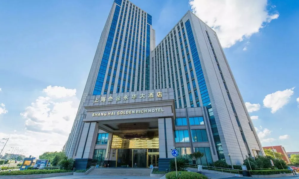 Golden Rich Hotel