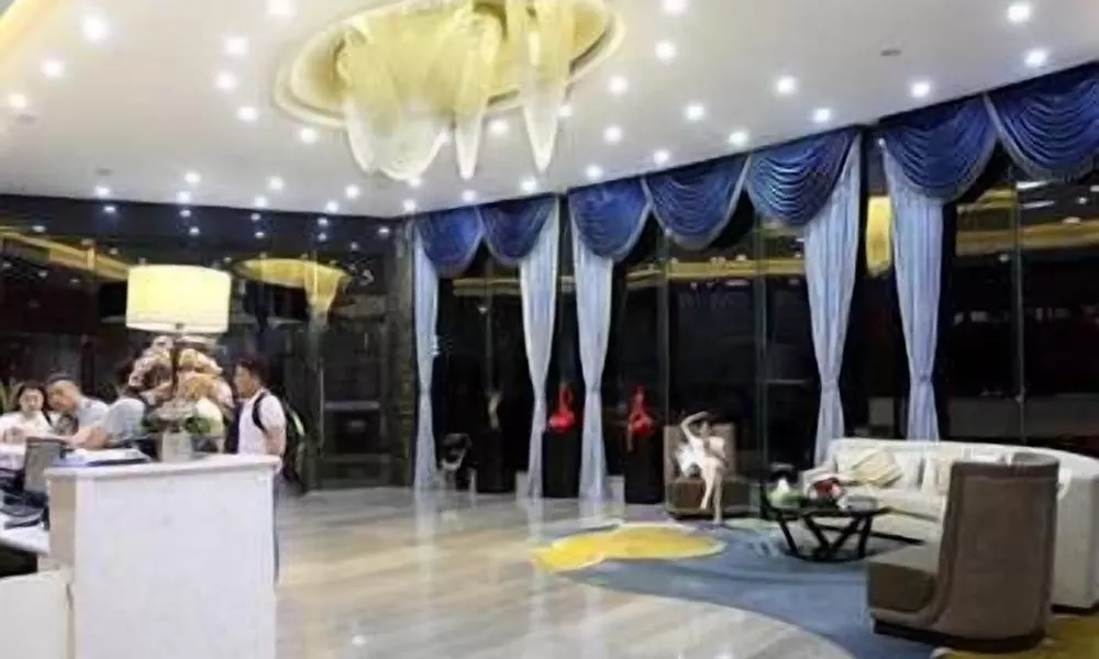 Tie Lv Holiday Hotel Guangzhou