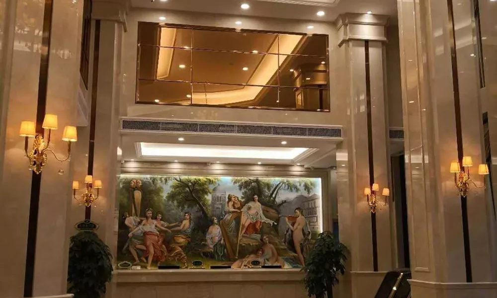 Vienna International Hotel