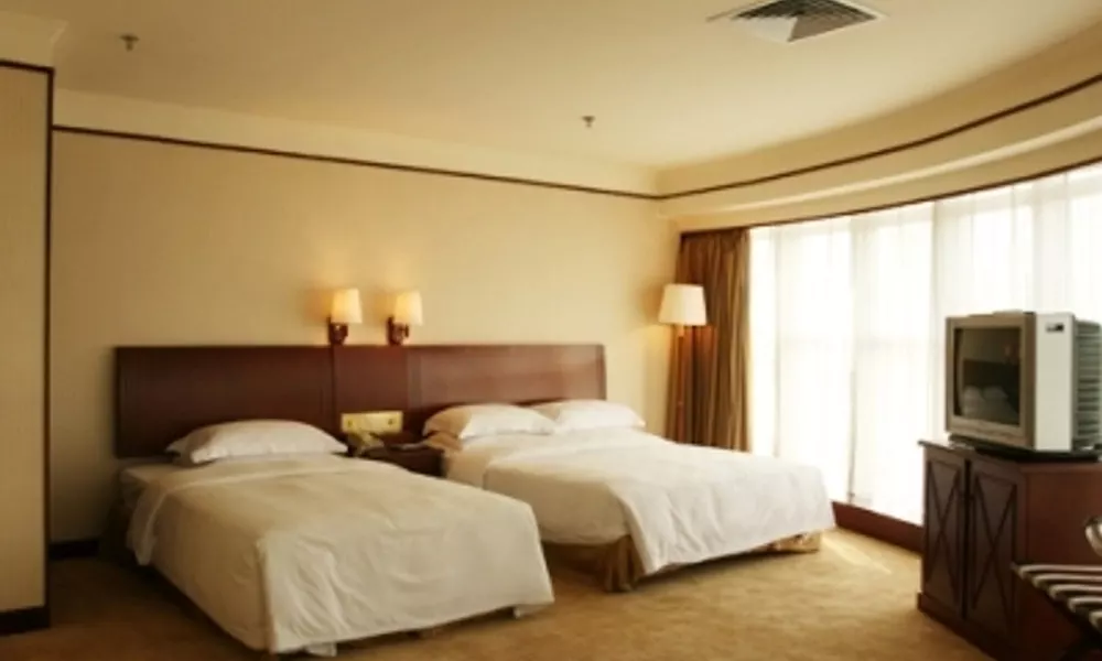 Royalty Hotel
