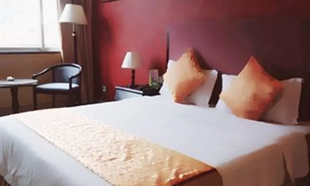 Royal Hotel