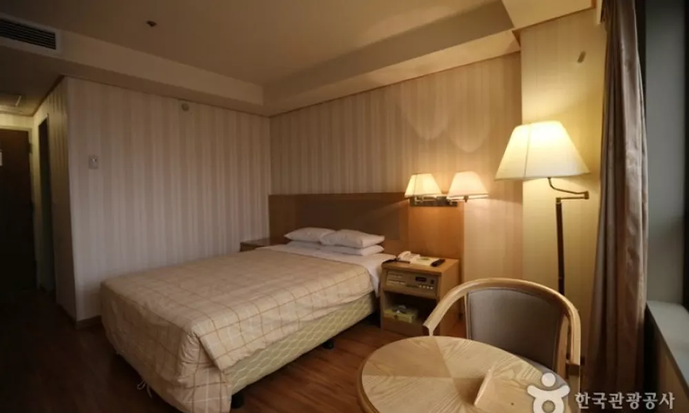 Hotel Capital, фото 2