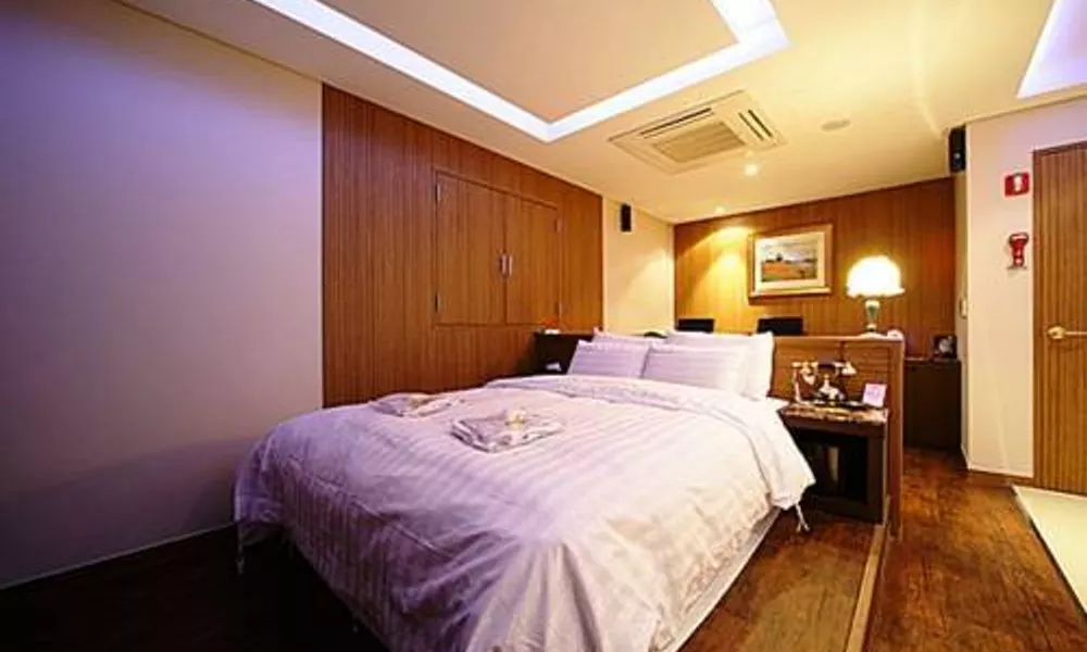 Shinchon La Nuit Hotel, фото 2