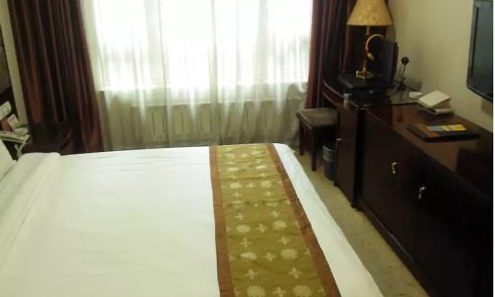 Jialong Bell Tower Hotel, фото 2