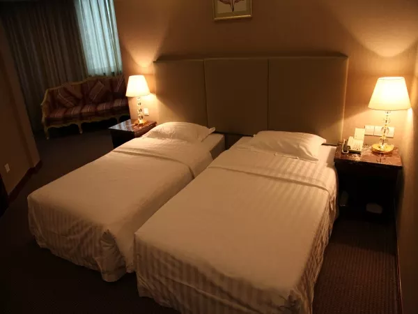 Long Ding Hua Hotel