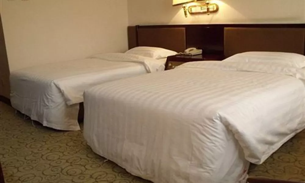 Beijing Jingu Qilong Hotel, фото 2