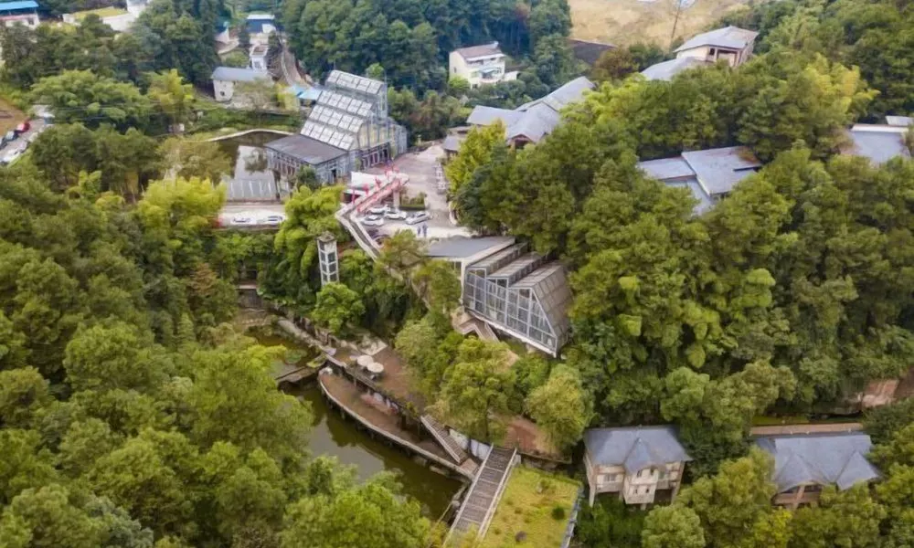 Qingfeng Gorge Resort Hotel