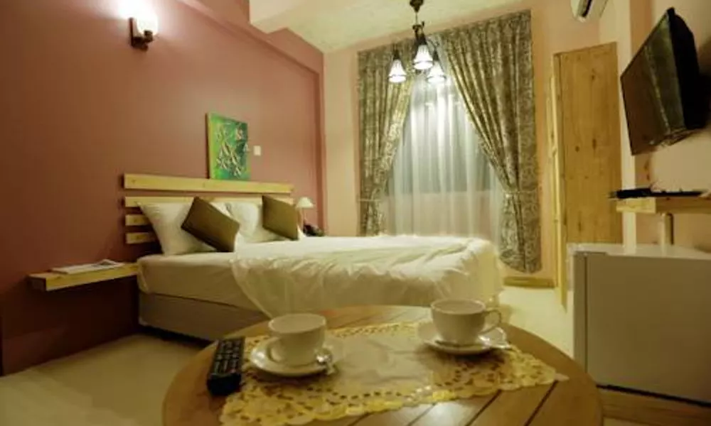 NALA BEACH INN, фото 3