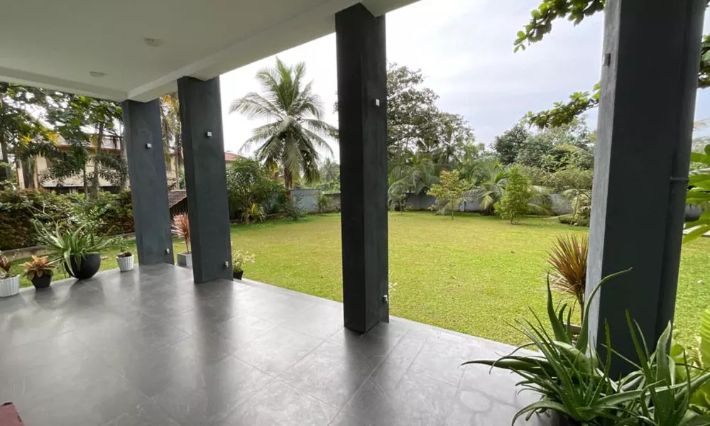 Spacious Stand-alone 2-bed Villa in Galle, фото 4