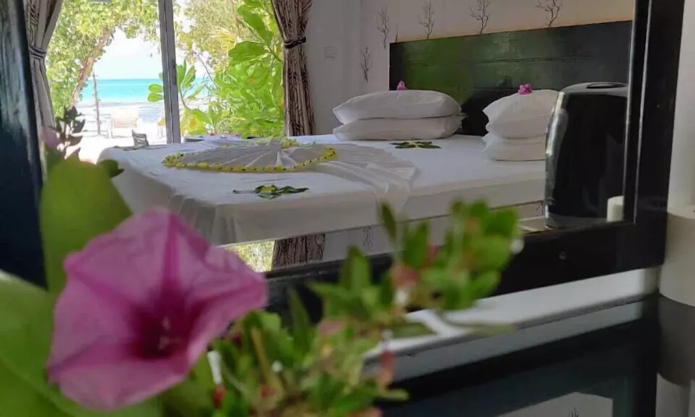 Crown Beach Villas  Bikini Beach