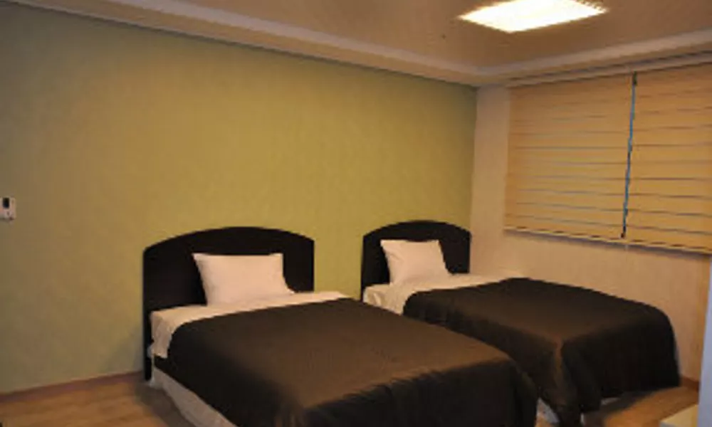 Cloud 9 hotel