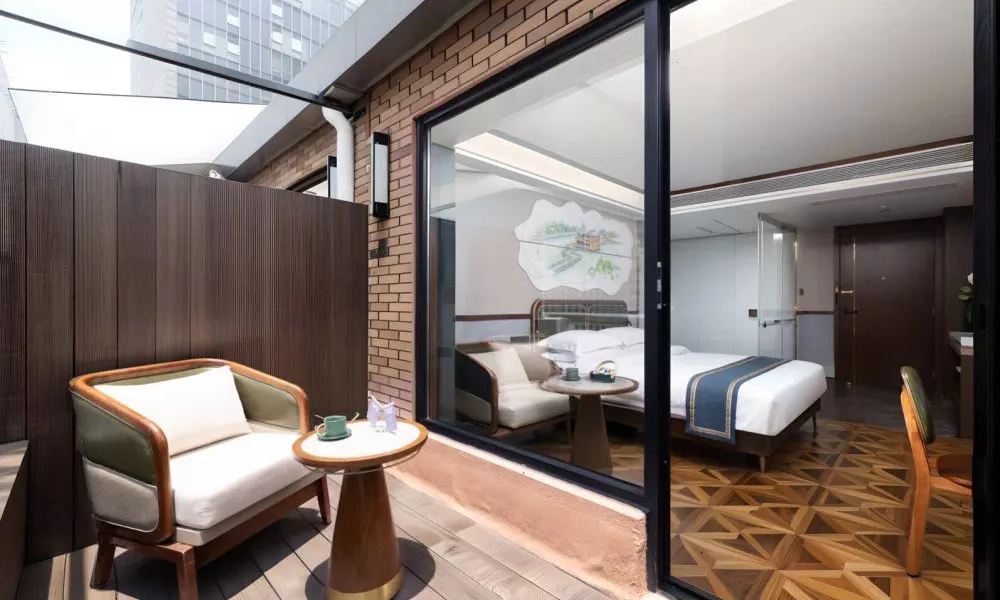 Time Traveller Boutique Hotel - Near The Bund, The Pearl Tower, Suzhou Creek, Sihang Warehouse, Natu, фото 3