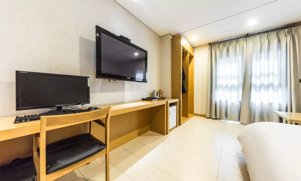F HOTEL Yeongdeungpo