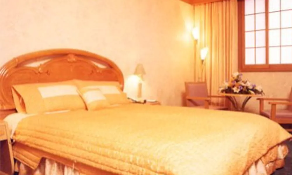 Dynasty Hotel