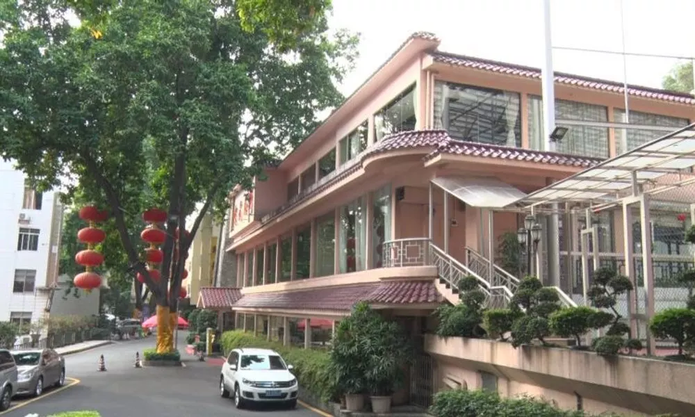 King Garden Hotel, фото 5