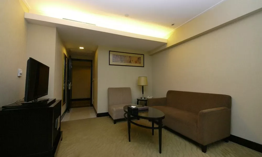 King Garden Hotel, фото 3