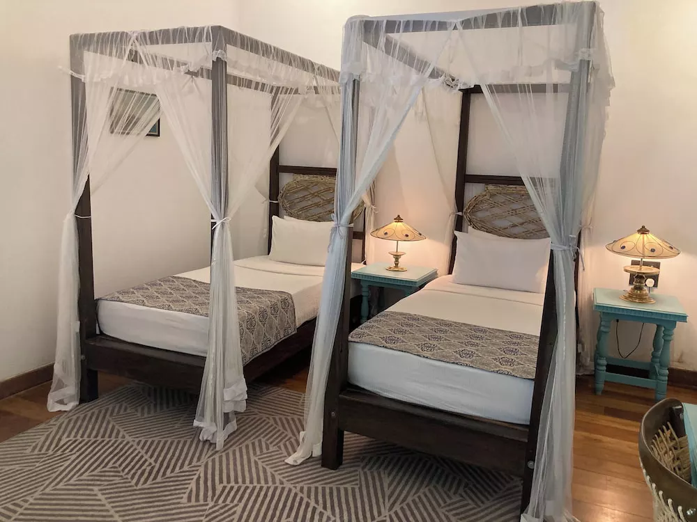 Делюкс с балконом и видом на сад
