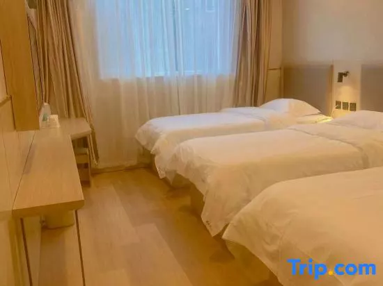 Стандартный номер трехместный
