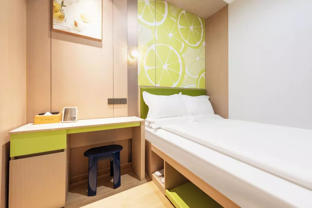 Номер без окна (Общая ванная комната)