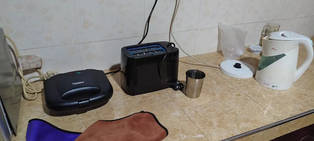 Улучшенный комфорт с общей ванной комнатой с видом на сад (Общая ванная комната)