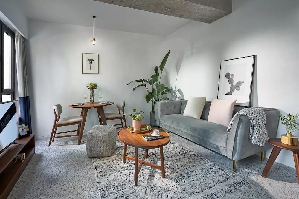 Улучшенный люкс